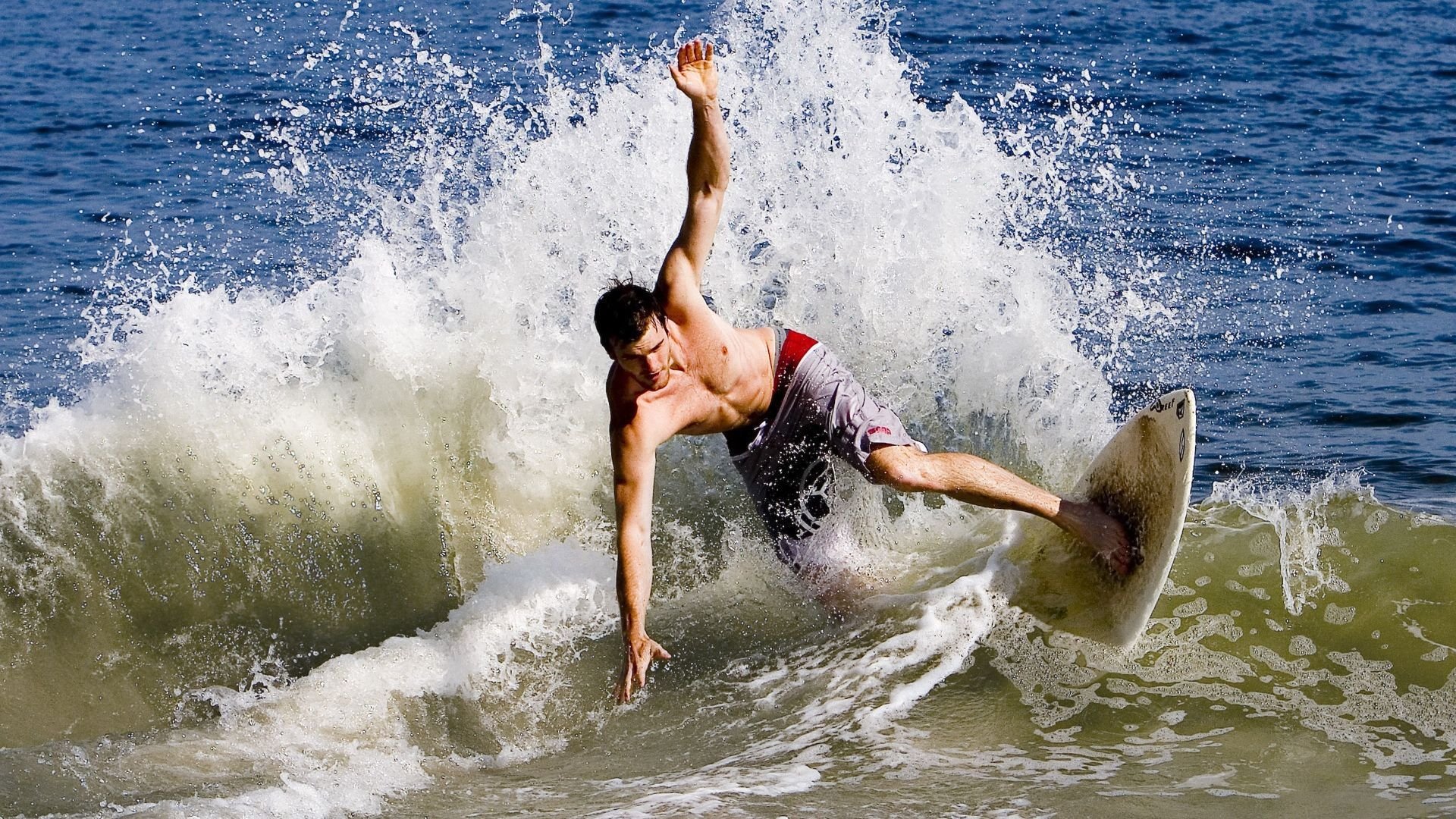 戈贝尔隐身术，一场没有对位的焦点战，火箭用三分雨浇灭吉林内线神话